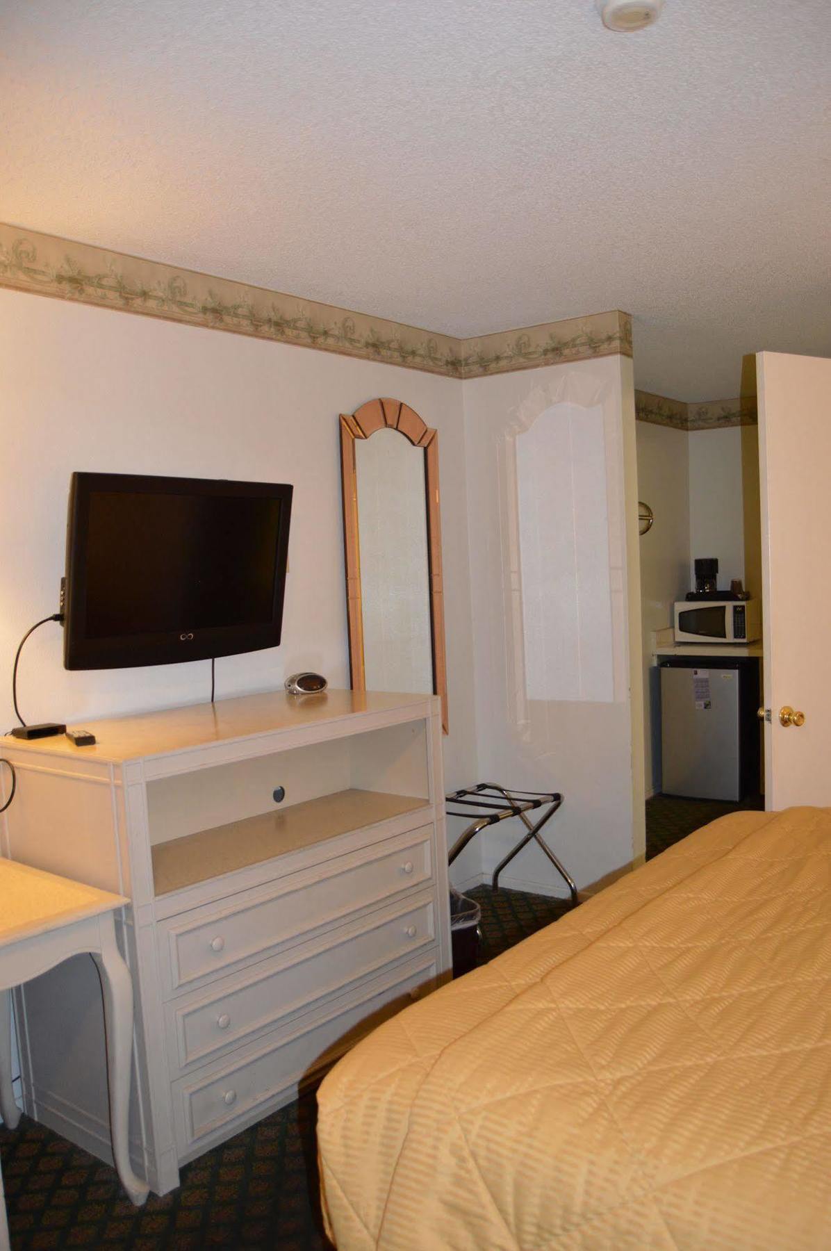 Town House Motel Ланкастер Екстер'єр фото